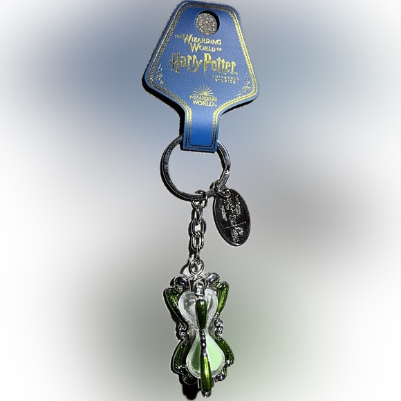 Harry Potter Slughorn Hourglass Key Chain - Picture 1 of 1